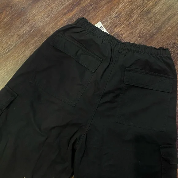 H&M black cargo pants - Picture 10 of 10